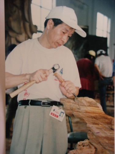 潘存平 石雕 首屆溫州市工藝美術(shù)大師.JPG